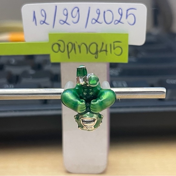 Pandora Marvel The Avengers Hulk Charm - Picture 5 of 16